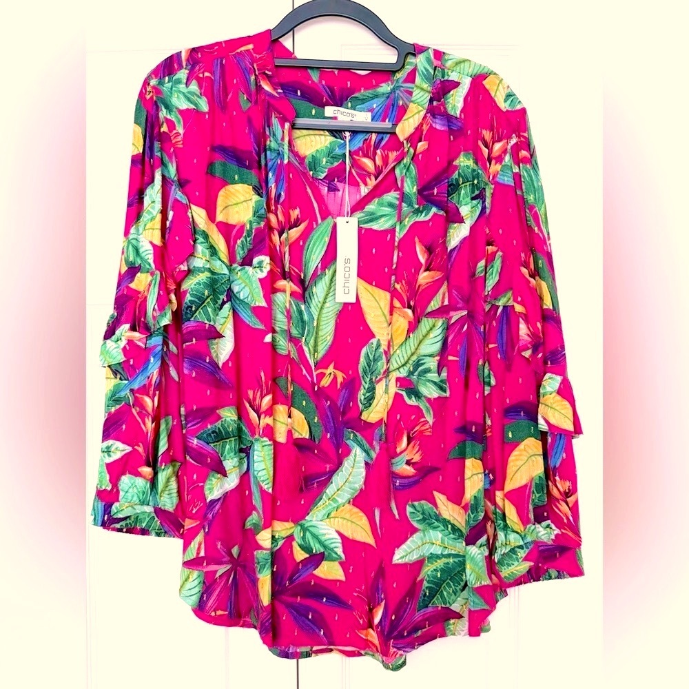 NWT Chico’s Tropical Blouse
